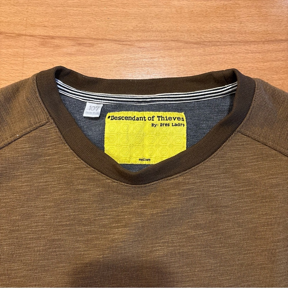 Descendant of Thieves by Dres Ladro pullover - Olive Green size M - Picture 5 of 8